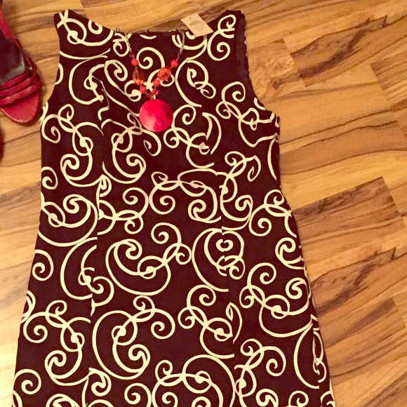 Beautifully made Ann Taylor Petites dress - Picture 3 of 4